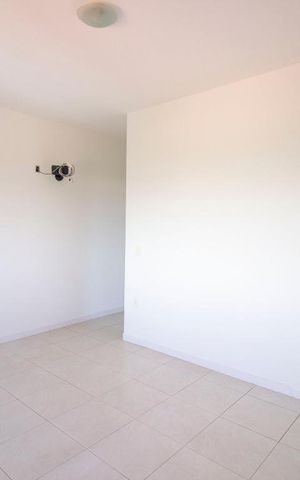 Casa para alugar com 210m², 4 quartos e 2 vagasQuarto 4 - Suíte