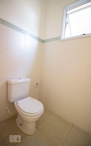 Casa para alugar com 210m², 4 quartos e 2 vagasLavabo