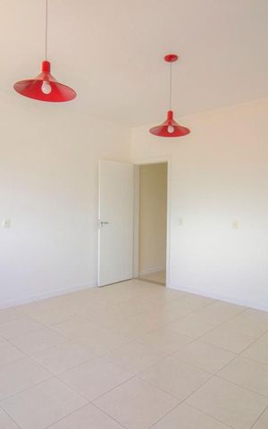 Casa para alugar com 210m², 4 quartos e 2 vagasCozinha 1