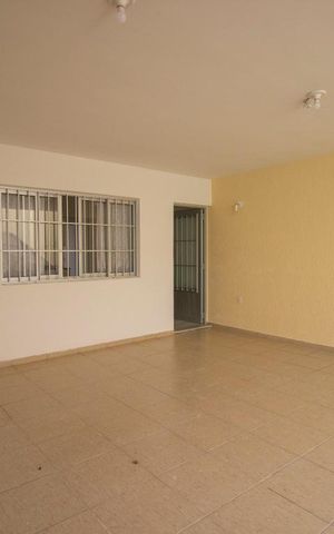 Casa para alugar com 210m², 4 quartos e 2 vagasÁrea de Serviço