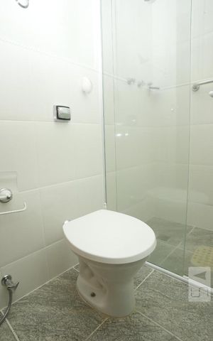 Apartamento à venda com 97m², 3 quartos e 2 vagasBanheiro da Suíte