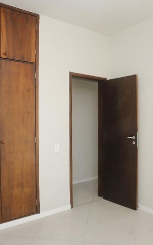 Apartamento à venda com 97m², 3 quartos e 2 vagasQuarto 2