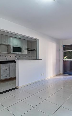 Apartamento à venda com 75m², 3 quartos e 1 vaga Apartamento à venda com 75m², 3 quartos e 1 vagaSala