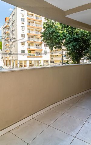 Apartamento à venda com 75m², 3 quartos e 1 vaga Apartamento à venda com 75m², 3 quartos e 1 vagaVaranda da Sala