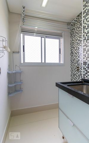 Apartamento à venda com 50m², 2 quartos e 1 vaga Apartamento à venda com 50m², 2 quartos e 1 vagaÁrea de serviço