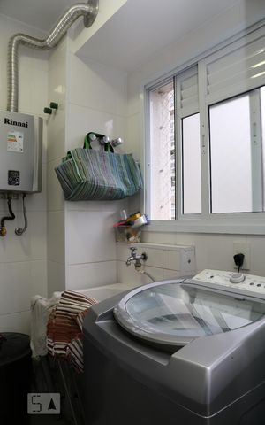 Apartamento à venda com 77m², 2 quartos e 2 vagasÁrea de Serviço