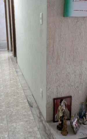 Casa à venda com 298m², 4 quartos e 2 vagasCorredor