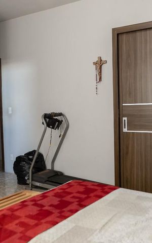 Casa à venda com 298m², 4 quartos e 2 vagasSuíte