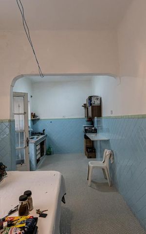 Casa à venda com 300m², 5 quartos e sem vaga Casa à venda com 300m², 5 quartos e sem vagaCozinha