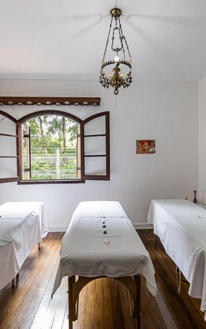 Casa à venda com 300m², 5 quartos e sem vaga Casa à venda com 300m², 5 quartos e sem vagaQuarto 1 - Casa 2