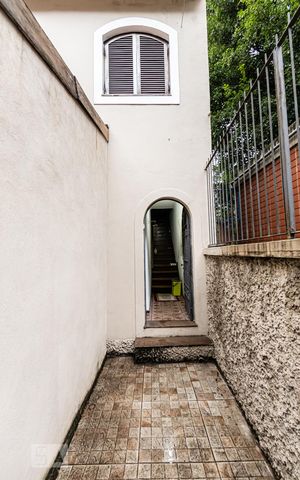 Casa à venda com 300m², 5 quartos e sem vaga Casa à venda com 300m², 5 quartos e sem vagaÁrea Externa - casa 2