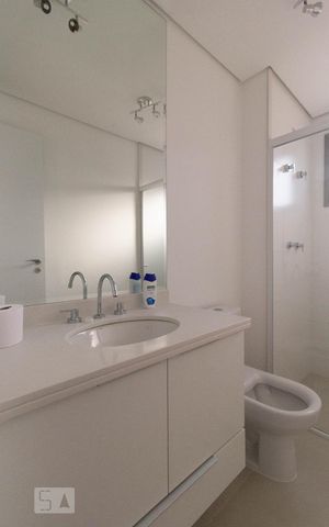 Apartamento para alugar com 70m², 2 quartos e 1 vaga Apartamento para alugar com 70m², 2 quartos e 1 vagaBanheiro Suíte 2