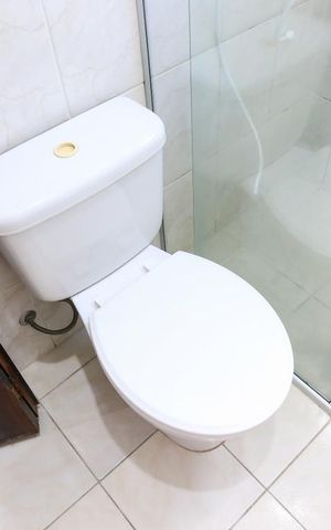 Casa para alugar com 100m², 3 quartos e 2 vagasBanheiro da Suíte