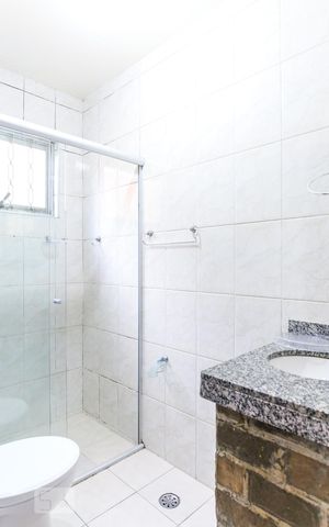 Casa para alugar com 100m², 3 quartos e 2 vagasBanheiro da Suíte
