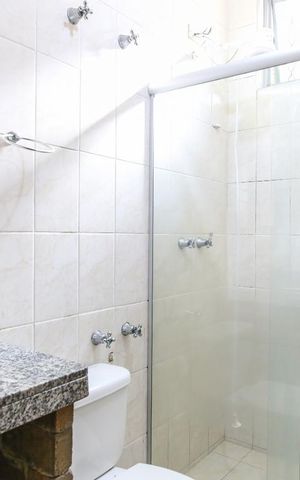 Casa para alugar com 100m², 3 quartos e 2 vagasBanheiro