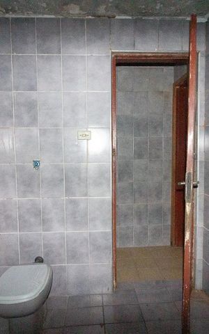 Casa para alugar com 120m², 3 quartos e 4 vagasBanheiro