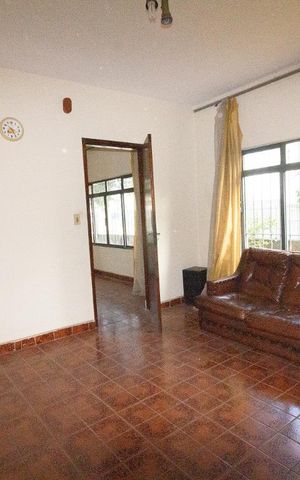Casa para alugar com 120m², 3 quartos e 4 vagasSala