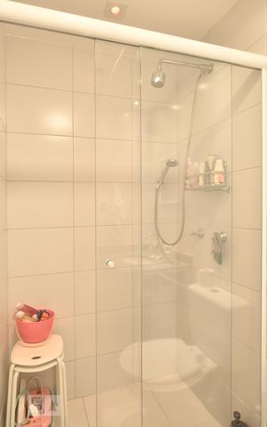 Apartamento à venda com 65m², 2 quartos e 1 vagaBanheiro da suite