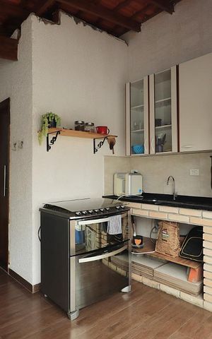 Apartamento à venda com 140m², 3 quartos e 2 vagasCozinha