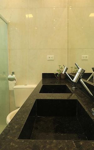 Apartamento à venda com 140m², 3 quartos e 2 vagasBanheiro da Suíte
