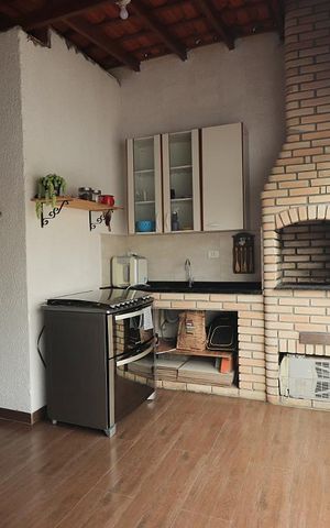 Apartamento à venda com 140m², 3 quartos e 2 vagasCozinha