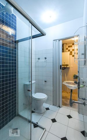Casa para alugar com 303m², 5 quartos e 4 vagas Casa para alugar com 303m², 5 quartos e 4 vagasCobertura
