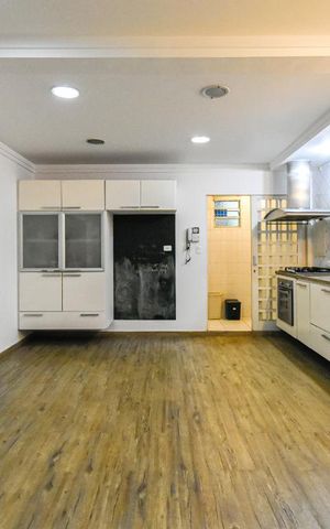 Casa para alugar com 303m², 5 quartos e 4 vagas Casa para alugar com 303m², 5 quartos e 4 vagasCobertura