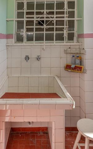 Casa à venda com 150m², 3 quartos e 2 vagas Casa à venda com 150m², 3 quartos e 2 vagasLavanderia