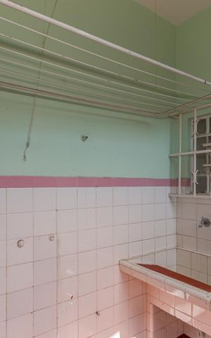 Casa à venda com 150m², 3 quartos e 2 vagas Casa à venda com 150m², 3 quartos e 2 vagasLavanderia