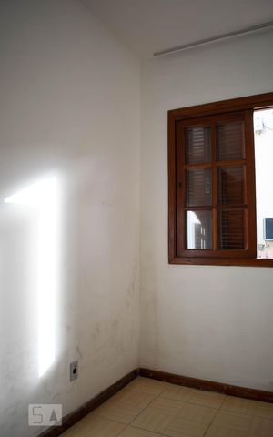 Casa à venda com 100m², 4 quartos e 2 vagasQuarto 3
