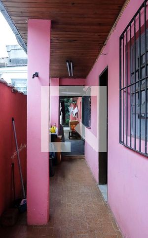 Casa à venda com 300m², 2 quartos e 2 vagasQuintal