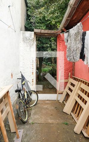 Casa à venda com 300m², 2 quartos e 2 vagasQuintal