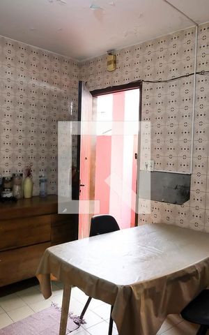 Casa à venda com 300m², 2 quartos e 2 vagasCozinha
