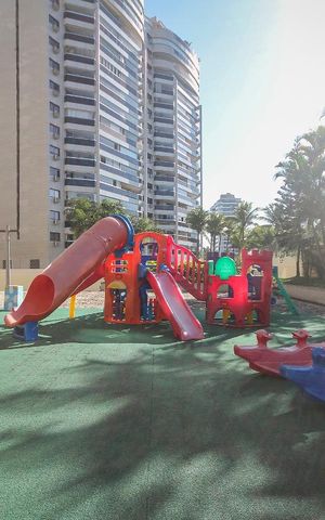 Apartamento à venda com 225m², 3 quartos e 1 vagaÁrea Comum - Playground