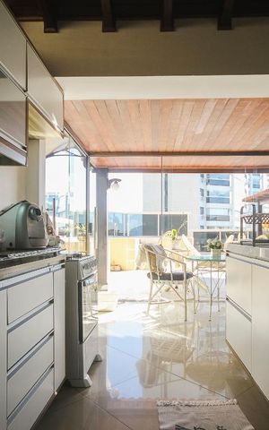 Apartamento à venda com 225m², 3 quartos e 1 vagaCozinha