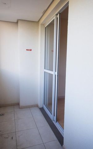 Apartamento à venda com 66m², 2 quartos e 1 vaga Apartamento à venda com 66m², 2 quartos e 1 vagaVaranda
