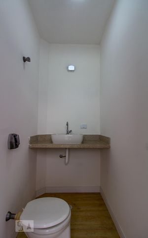 Casa para alugar com 190m², 4 quartos e 1 vagaBanheiro de Serviço