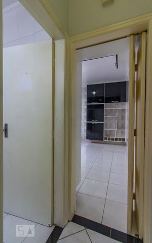 Casa para alugar com 190m², 4 quartos e 1 vagaCorredor
