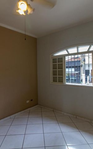 Casa para alugar com 190m², 4 quartos e 1 vagaQuarto 2
