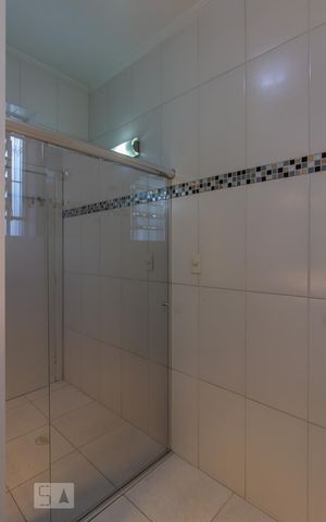 Casa para alugar com 190m², 4 quartos e 1 vagaBanheiro 1