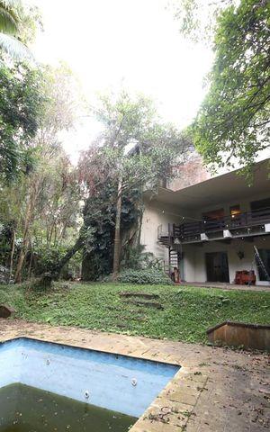 Casa à venda com 1300m², 5 quartos e 6 vagasJardim