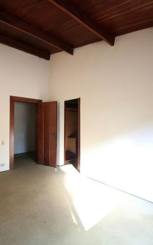 Casa à venda com 1300m², 5 quartos e 6 vagasSuíte 2