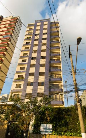 Apartamento à venda com 141m², 3 quartos e 4 vagasFachada