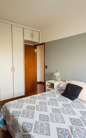 Apartamento à venda com 141m², 3 quartos e 4 vagasQuarto 2