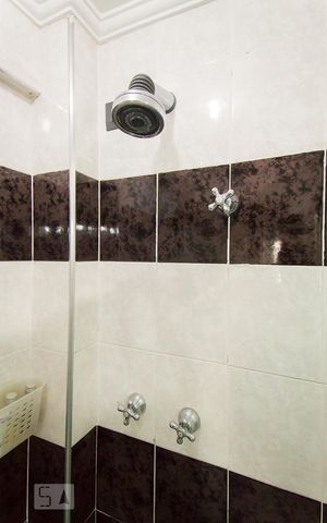 Apartamento à venda com 141m², 3 quartos e 4 vagasBanheiro