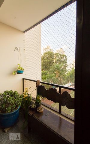 Apartamento à venda com 141m², 3 quartos e 4 vagasVaranda