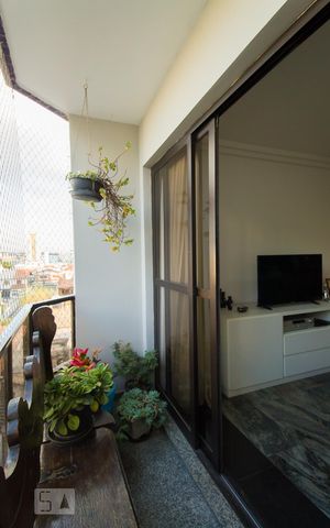 Apartamento à venda com 141m², 3 quartos e 4 vagasVaranda