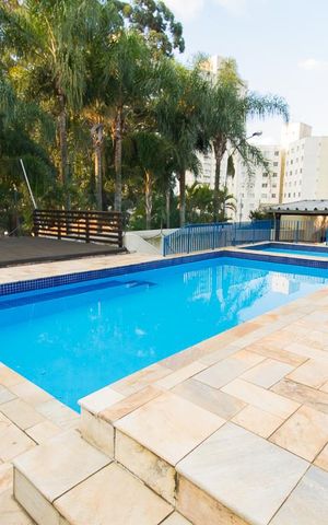 Apartamento à venda com 141m², 3 quartos e 4 vagasÁrea comum - Piscina