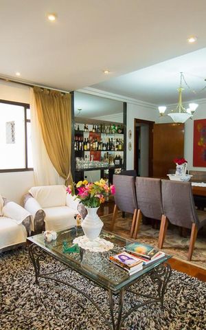 Apartamento à venda com 141m², 3 quartos e 4 vagasSala