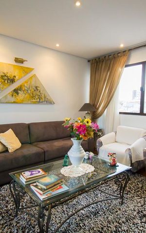Apartamento à venda com 141m², 3 quartos e 4 vagasSala